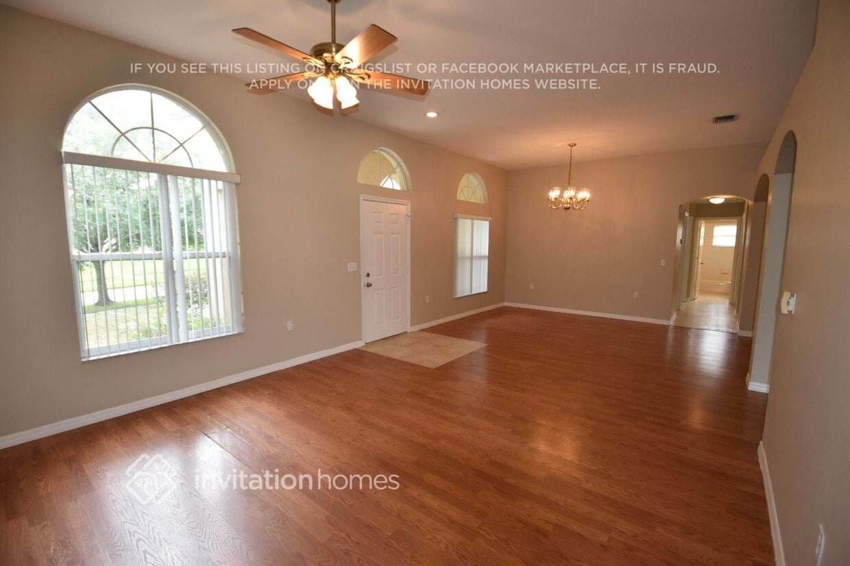 Building Photo - 10311 Sedgebrook Dr