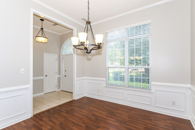 Foto del edificio - 1182 Branchwood Trail