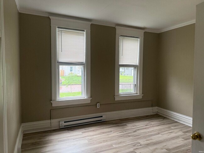 Foto del edificio - 1428 Swinney Ave
