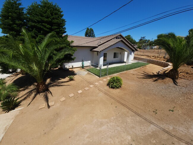 Building Photo - 1190 Drazil Rd