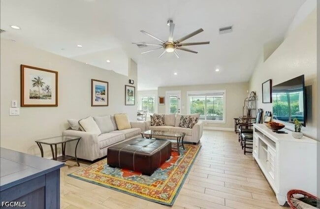 Building Photo - 3729 Agualinda Blvd