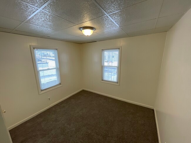 Foto del edificio - 432 Stevenson Ave