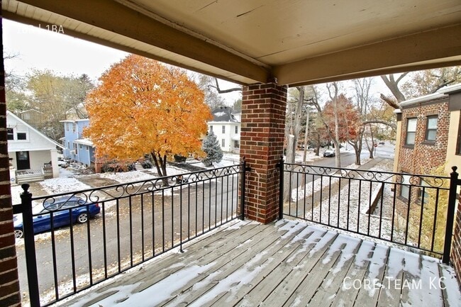 Foto del edificio - 4328 Roanoke Pkwy