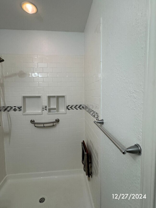 Foto del edificio - Studio apartment utilities included