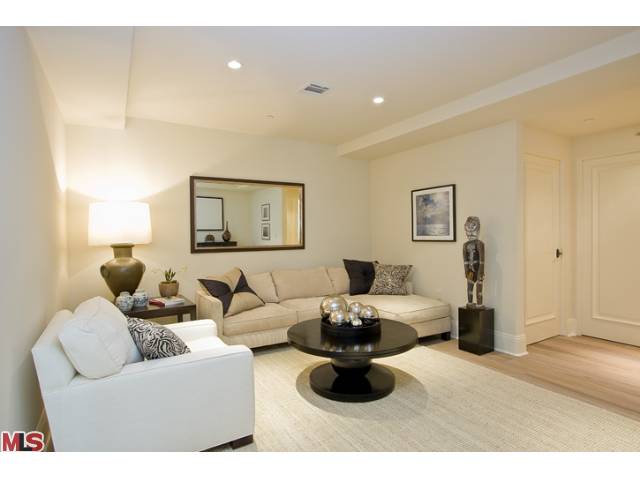 Foto del edificio - 140 S Oakhurst Dr