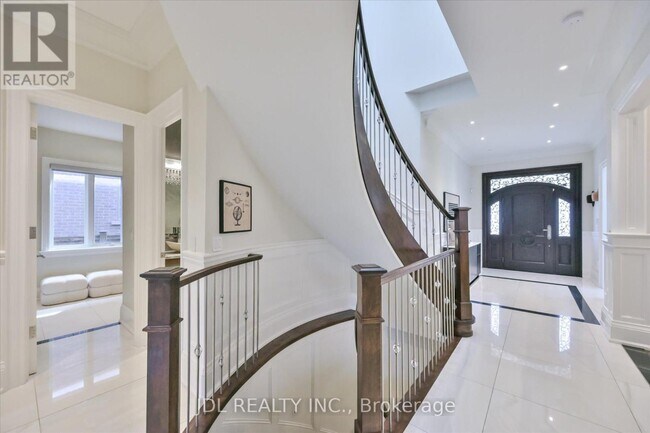 Photo du bâtiment - 38a Doverwood Ct