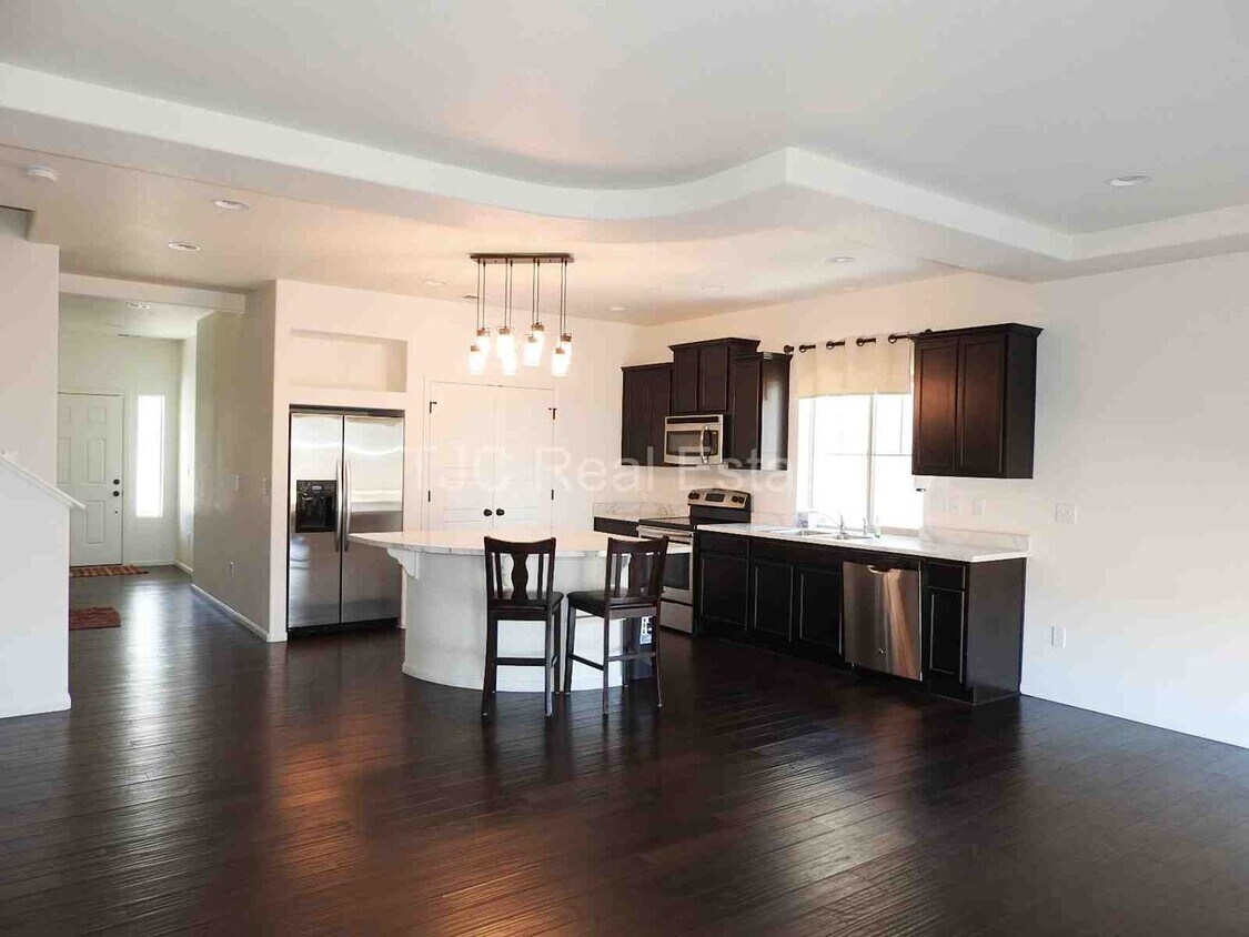 Foto principal - 18091 E 44th Pl