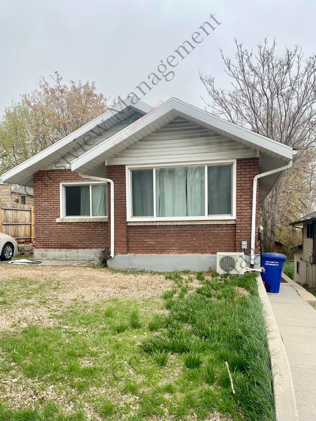 Building Photo - 1168 E 800 S