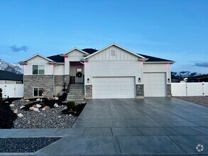 Building Photo - 3106 N 2525 W