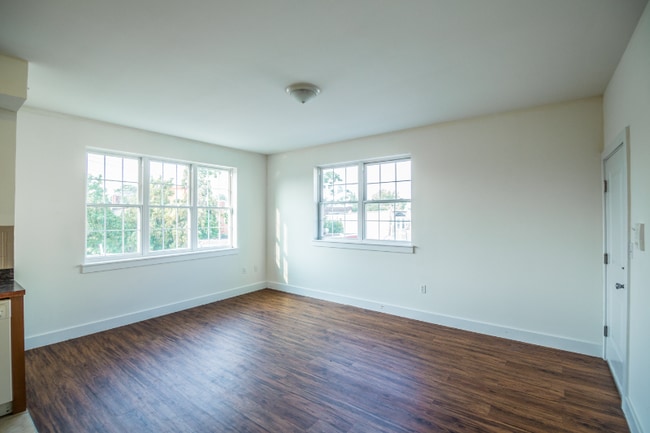 Building Photo - 3411 Brandywine St