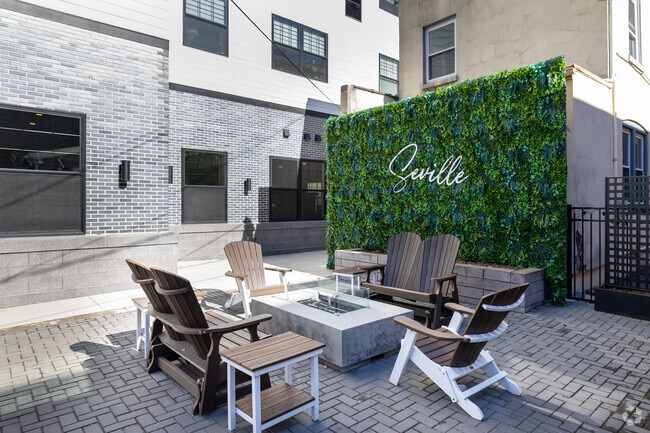 Building Photo - The Seville Apartments