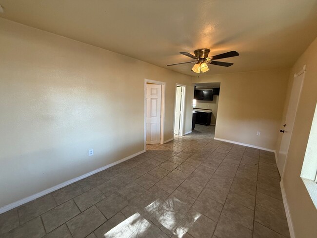 Foto del edificio - 3 Bedroom Home near Downtown Yuma!
