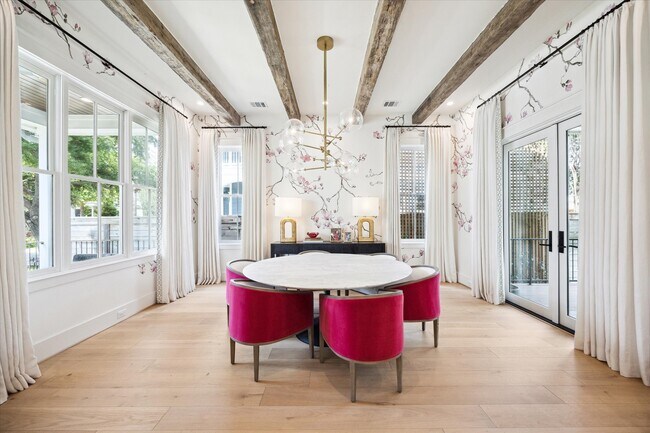 Foto del edificio - 639 E 10th St