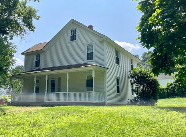 Foto del edificio - 29 Spring Hill Ave
