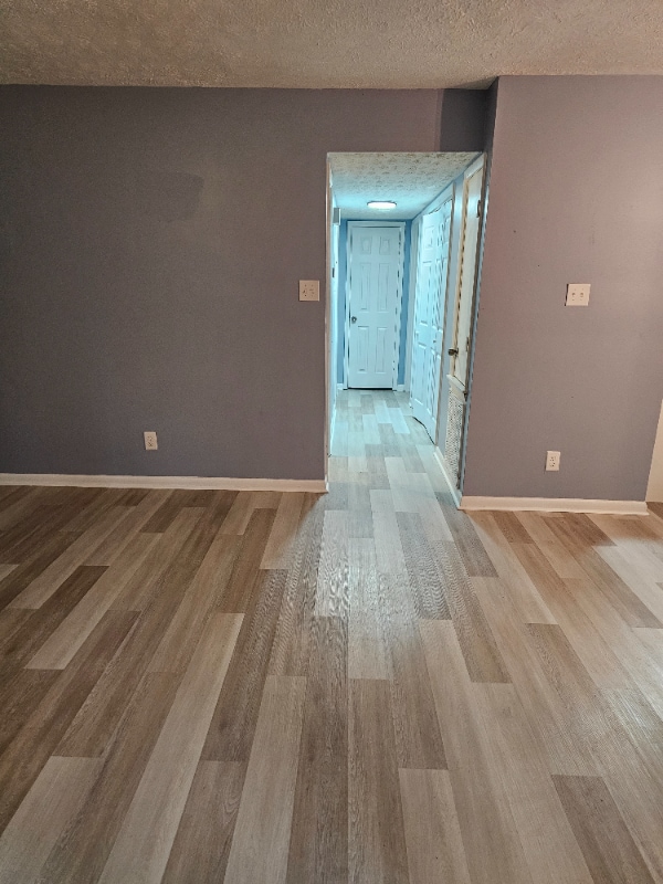 Foto del edificio - 719 Hedgelawn Way