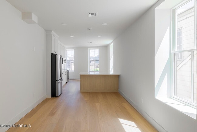 Foto del edificio - 9 Wharf Ave