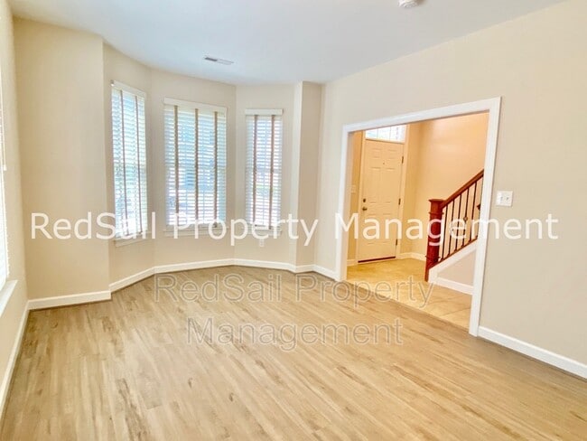 Building Photo - 108 Peyton Randolph Dr