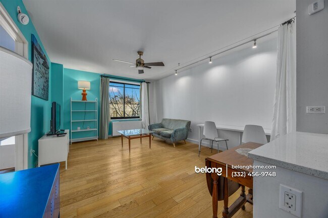 Foto del edificio - 8 Vanderbilt Ave