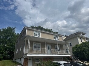 Building Photo - 72 Longfellow Rd
