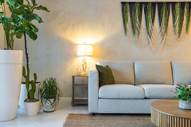 Foto del edificio - 2301 Collins Ave