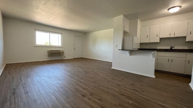 Photo - 1324 N Wentz St House