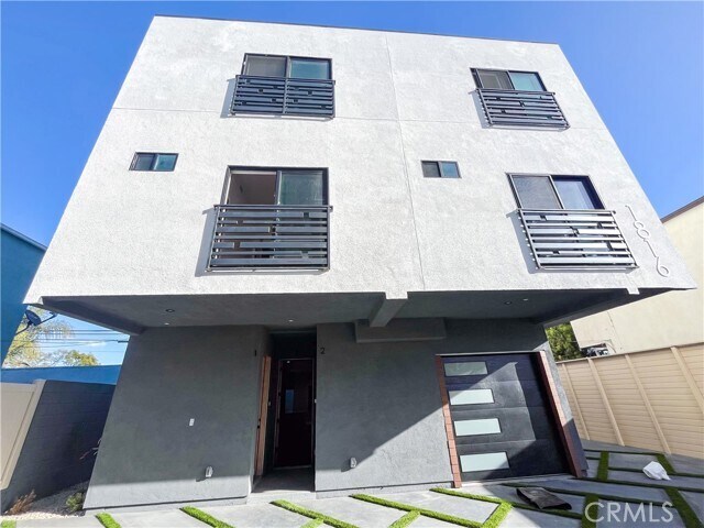 Foto del edificio - 1816 Hauser Blvd