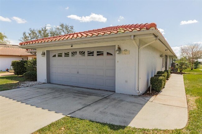 Building Photo - 673 Augusta Rd