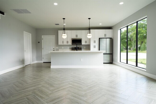 Foto del edificio - 333 NW 41st St