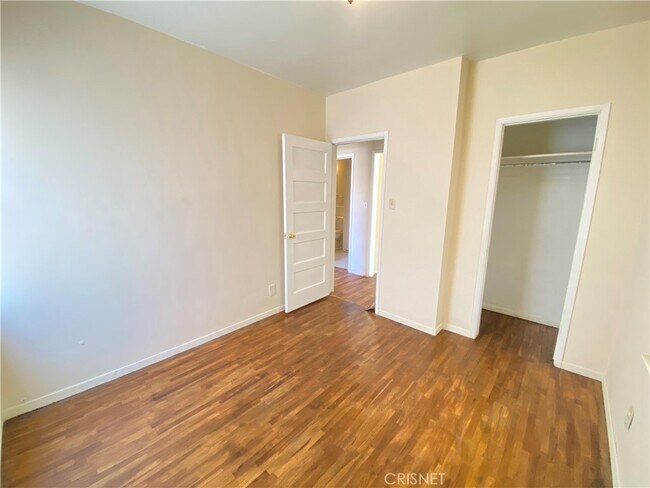 Building Photo - 43360 7th St E