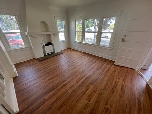 Primary Photo - 715 Lime Ave