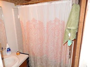 Building Photo - 2475 Rumba Ct