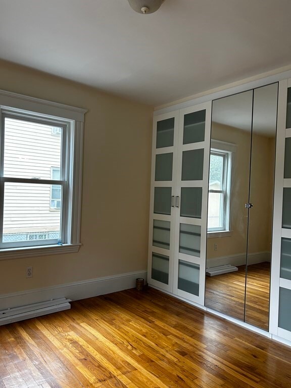 Building Photo - 27 Knoll St