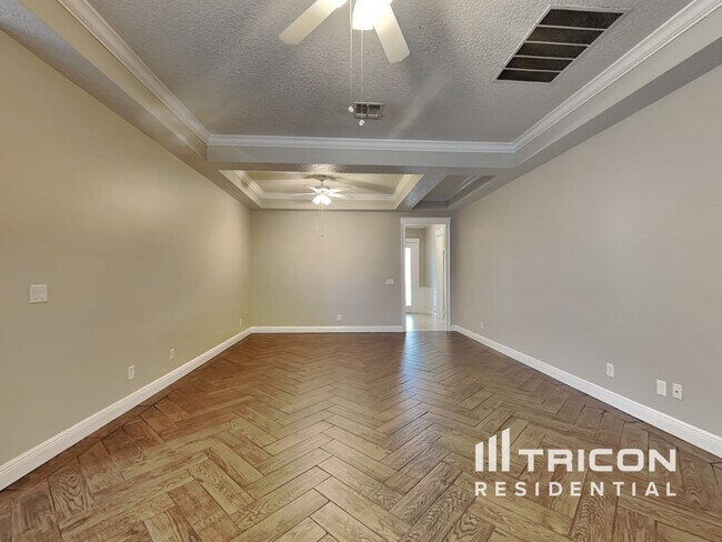 Foto del edificio - 605 Arlington Ct