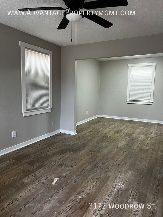 Foto del edificio - 3172 Woodrow St
