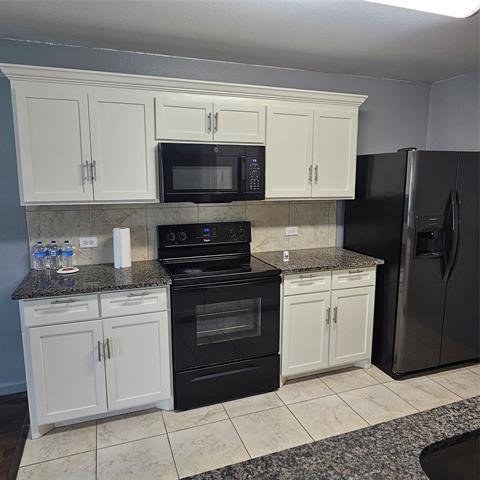 Foto del edificio - 12624 Ocean Spray Dr