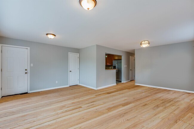 Building Photo - 45 Bayside Terrace