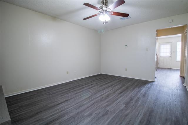 Building Photo - 2019 Paisley Dr