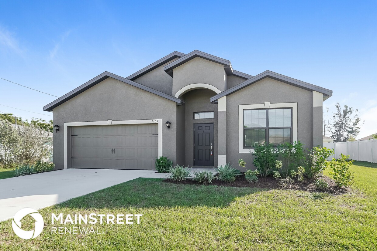 Foto principal - 1107 SW 6th Ct