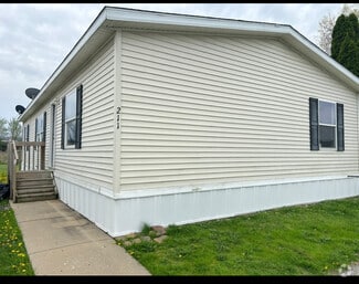 Building Photo - 211 Park Ln