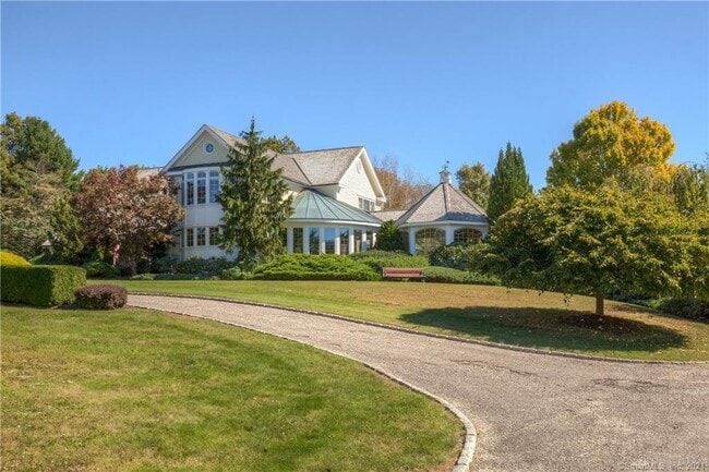 Building Photo - 142 Topstone Rd