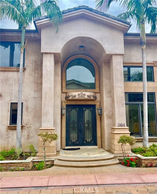 Building Photo - 264 Santa Isabel Ave