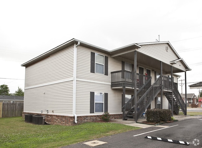 Building Photo - Better than the next- Colony West