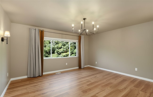 Building Photo - 4350 Nettle Dr SE