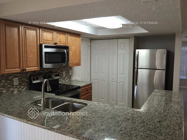 Foto del edificio - 9401 Glen Moor Ln