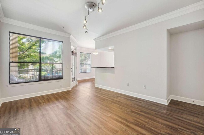 Foto del edificio - 3777 Peachtree Rd NE