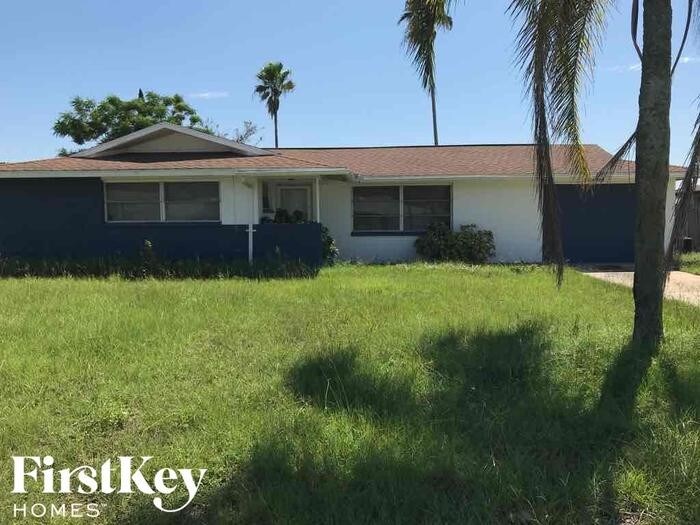 Foto principal - 8020 Jasmine Blvd