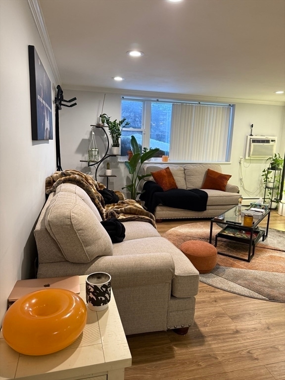 Building Photo - 2323 Washington St