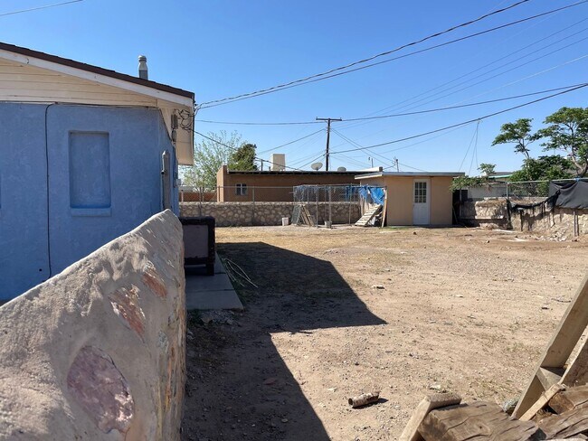 Foto del edificio - Charming, Newly Renovated Home in a Prime El Paso Location!