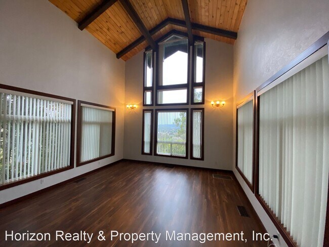 Building Photo - 3 br, 3 bath House - 177 Paso Robles