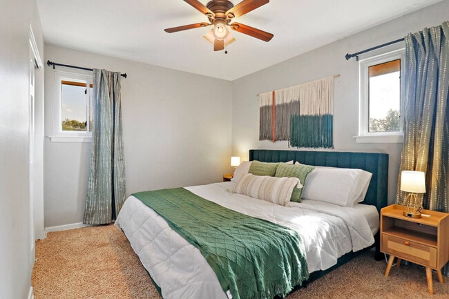 Foto del edificio - 207 N Beverly St